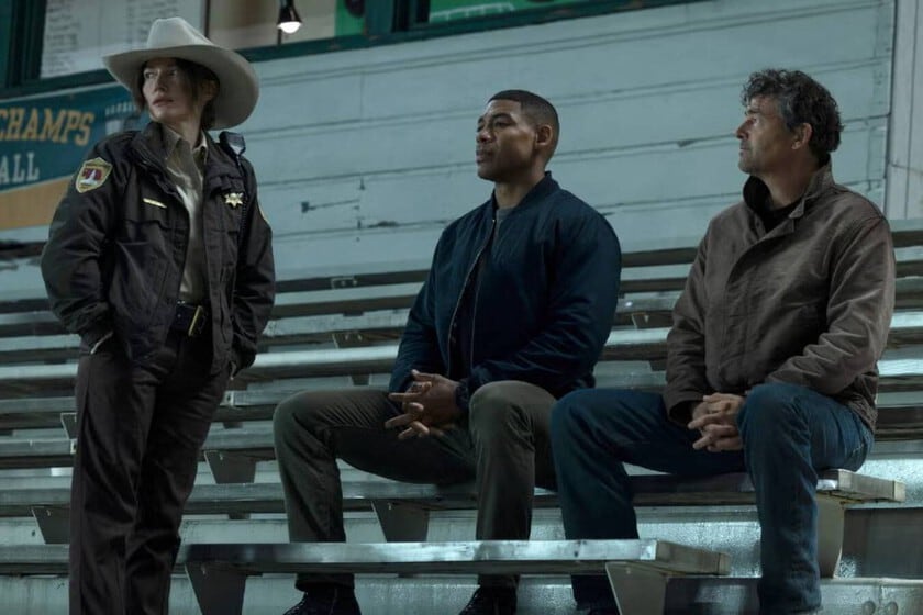 Linternas se enciende en HBO Max con alma de western y nervio de policial