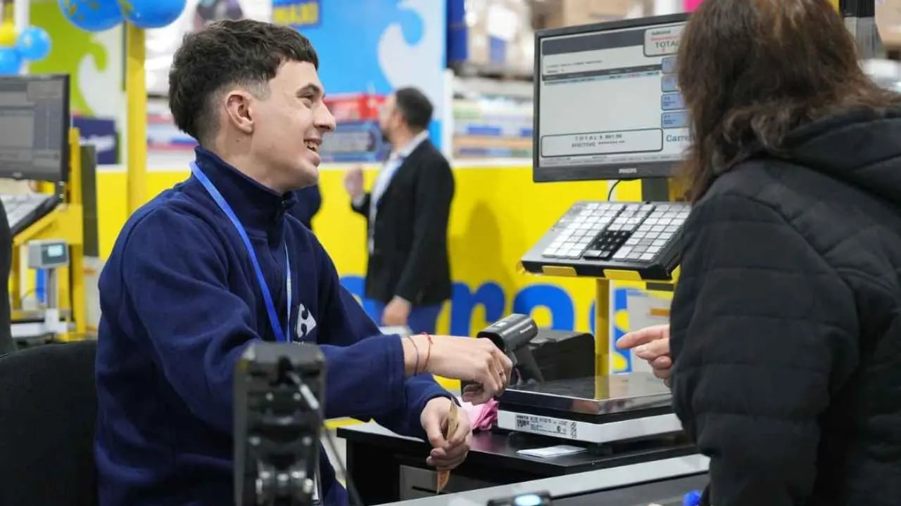 Comercio: en septiembre cobran con un 1,9% de suba y la segunda cuota de 25.000 pesos no remunerativa