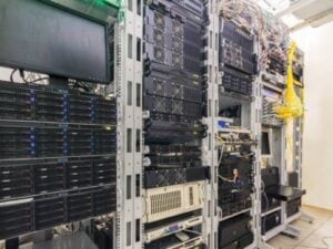 ¿Querés que la inteligencia artificial te responda rápido? Primero, dejá que te corte la luz