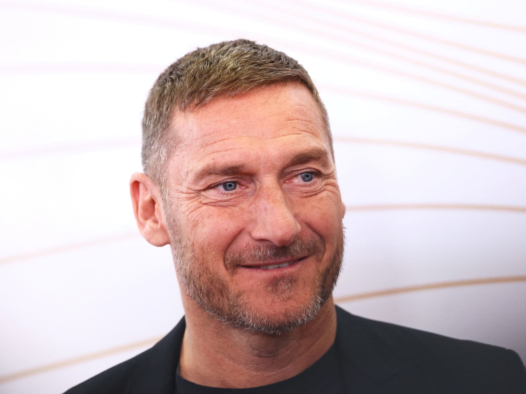 Totti cambia la pelota por el aro: ahora asesora al básquet de Roma