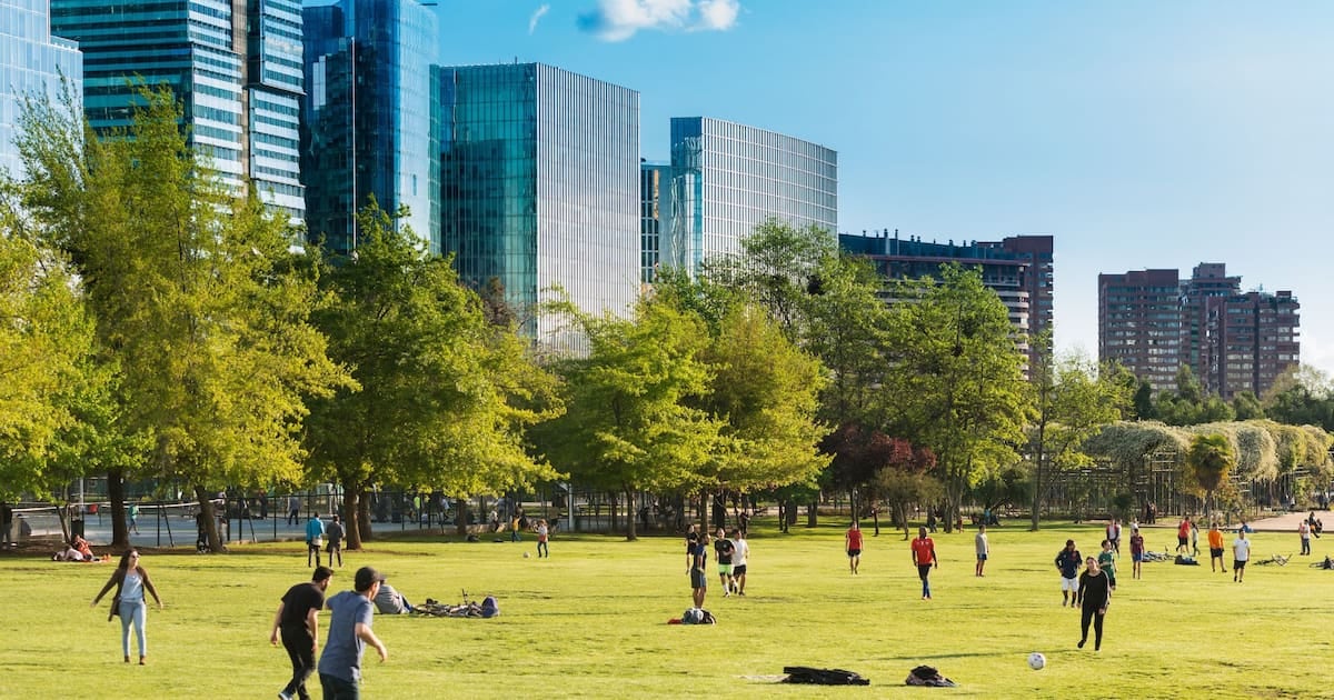 Vivir con verde a la vista en la Ciudad: la prima que pagan los alquileres porteños