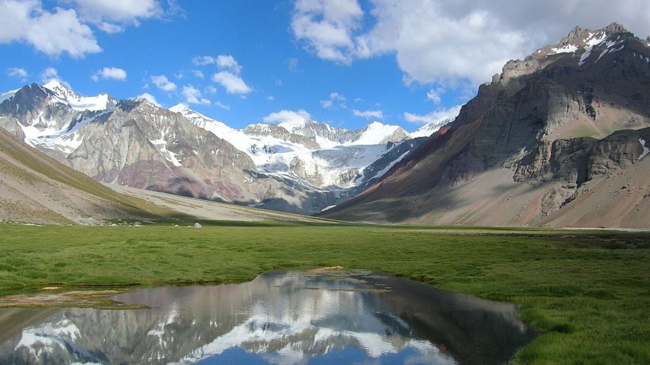 Cinco montañas argentinas buscan un lugar en el mapa mundial del turismo de altura
