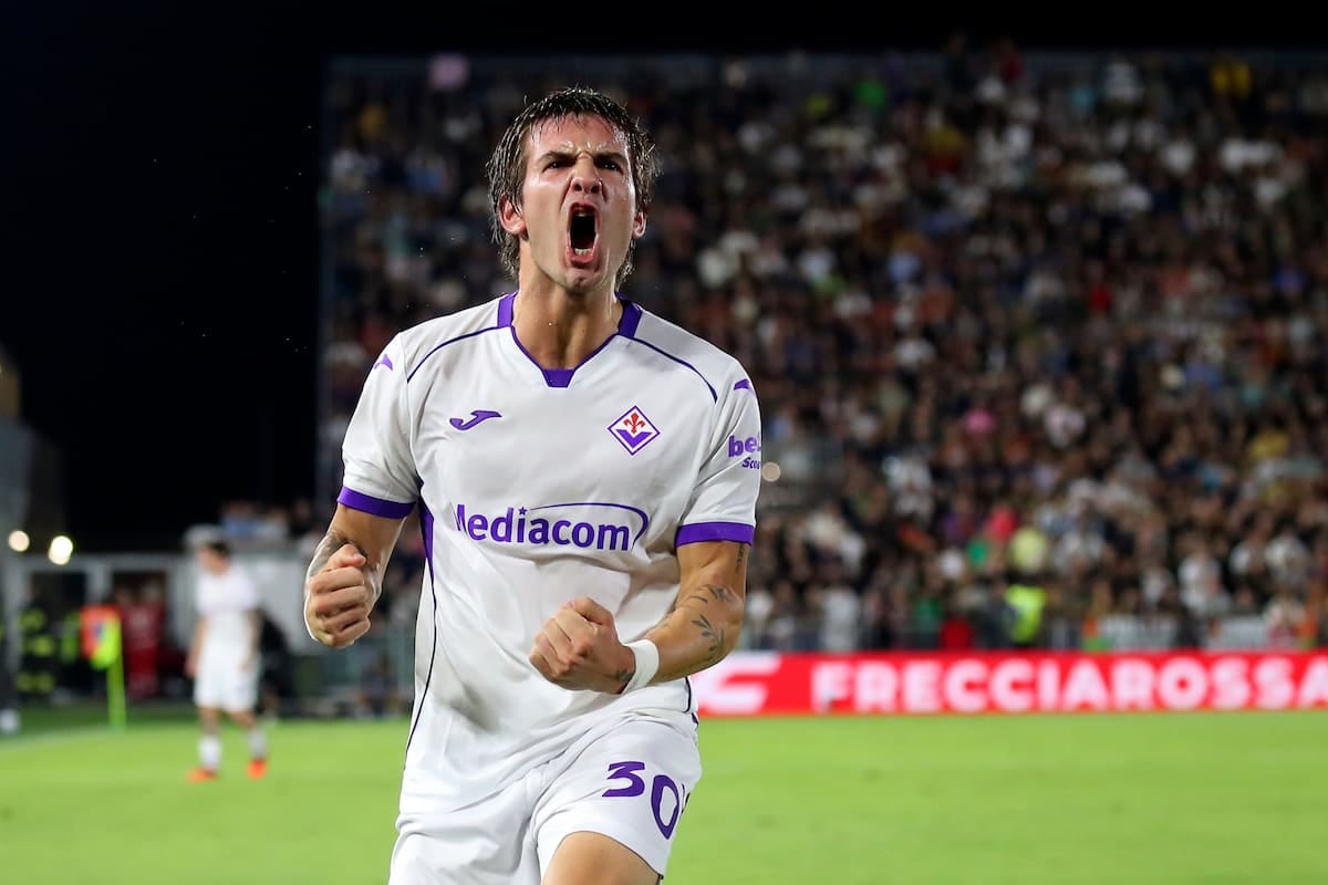Mastantuono se sacó la mufa a lo grande: tres goles para empezar a creer en Florencia