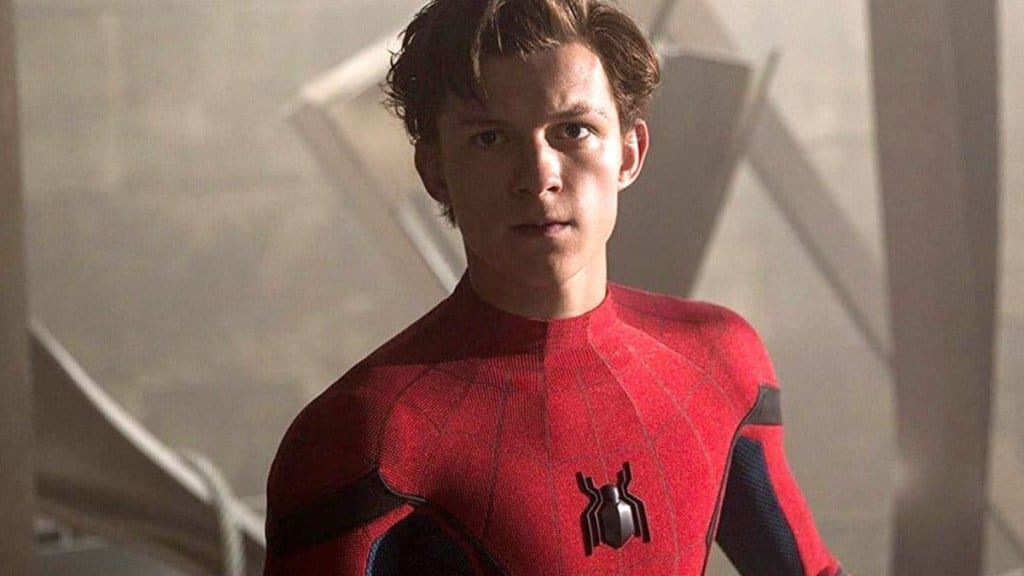 Destin Daniel Cretton se vuelve a poner el manto de director y lleva a Tom Holland directo hacia Spider-Man 5