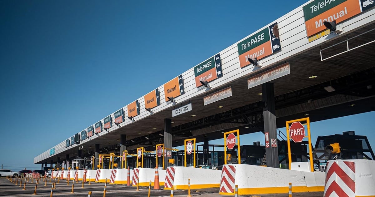 AUBASA endurece la penalidad por peajes impagos en la Autopista Buenos Aires-La Plata y la multa mínima ya roza los $230.000