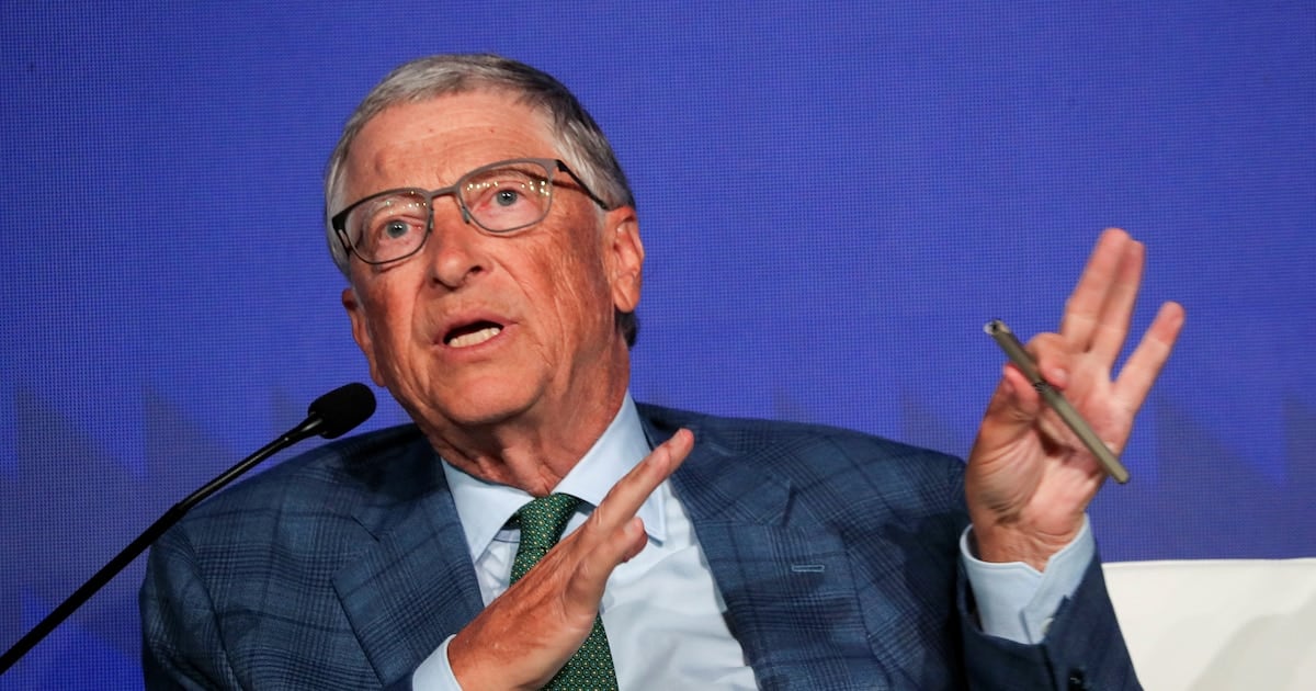 Bill Gates, médico de cabecera virtual: la IA que detecta ACV en 2.000 hospitales yan el de los