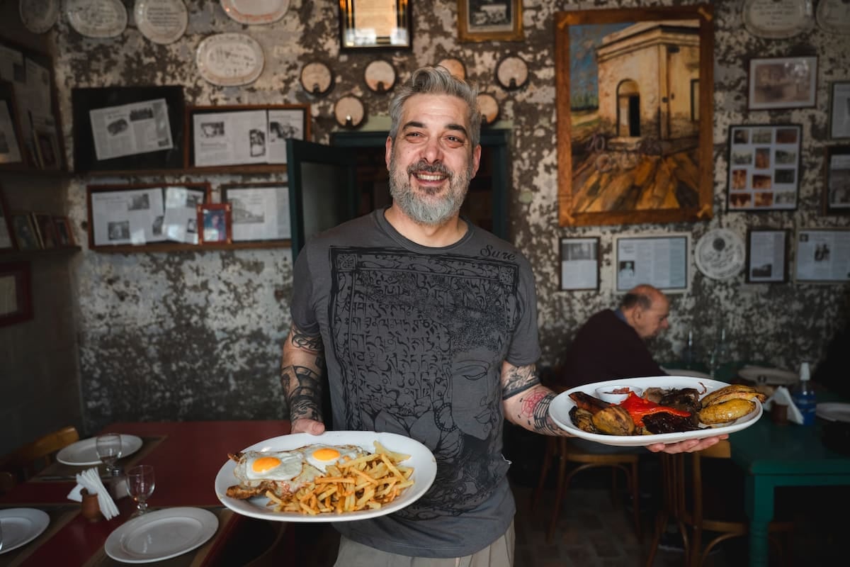 Azcuénaga, el pueblo de 350 habitantes que se consolida como destino gastronómico a una hora y media de Buenos Aires