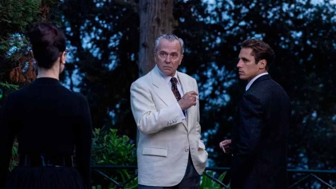 "El problema final": Coronado se mide con un crimen sin salida en un hotel aislado