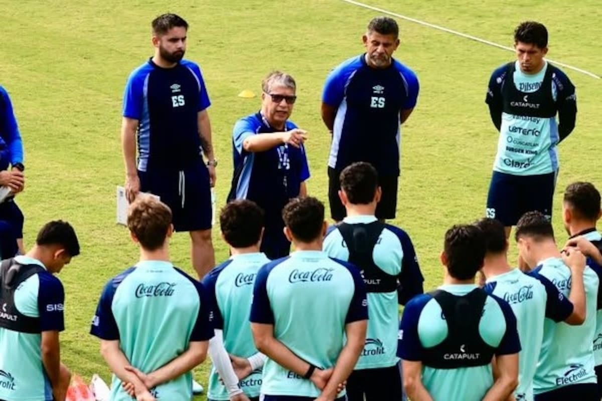 Seis goles en contra y la solución es seguir con Bolillo: El Salvador, a decidir su futuro con el mismo técnico que pidió irse