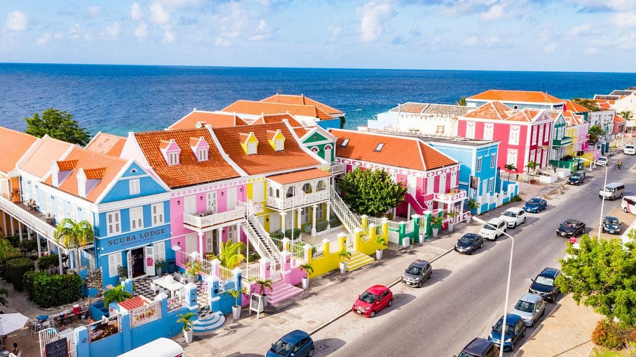 Curazao, una isla del sur del Caribe que combina playas caletas, capital colonial y rutas en todoterreno por la costa oeste