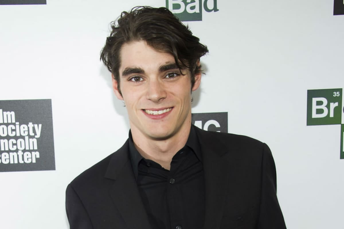 Adiós a RJ Mitte: el chico de Breaking Bad que convirtió su diagnóstico en bandera