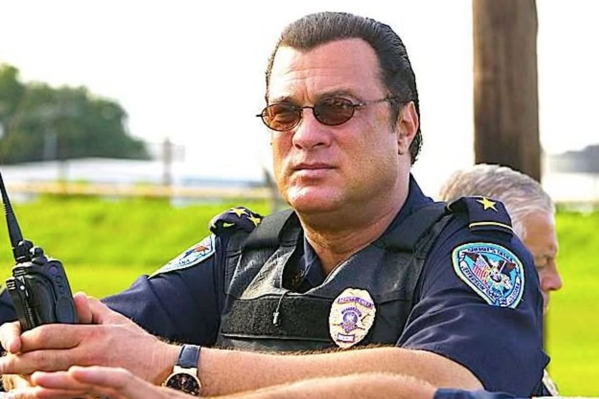 El último dojo de Steven Seagal: de las patadas en el celuloide a las largas noches en la frontera texana