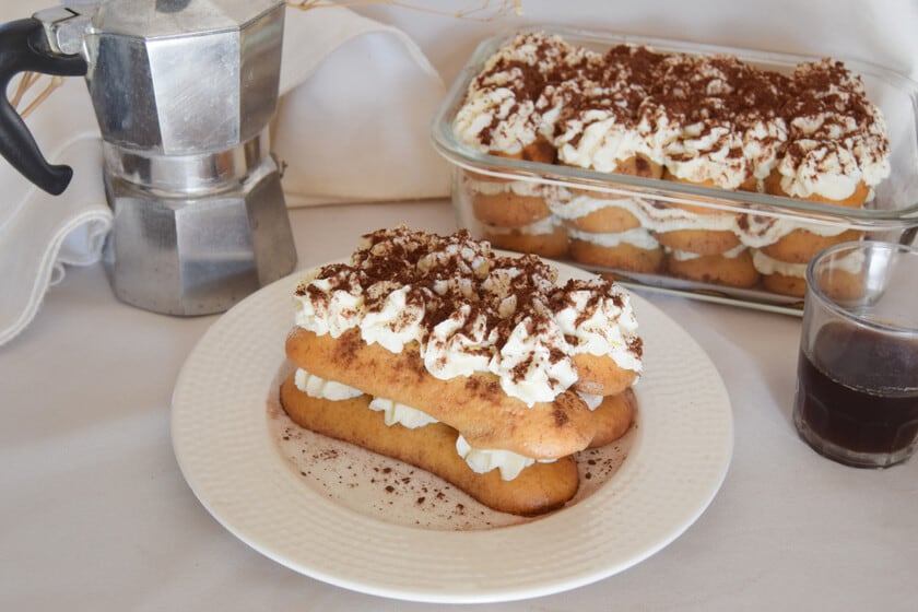 Tiramisú sin gluten: cómo armar capas firmes con bizcochos aptos celíacos y café bien frío
