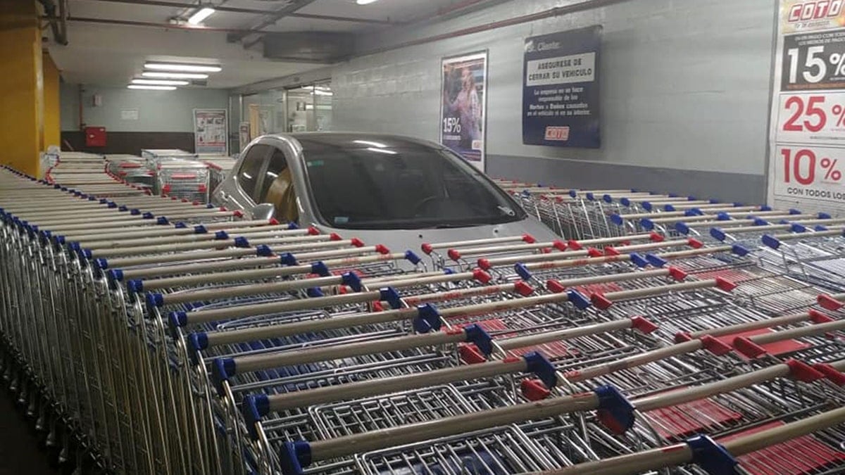 El consumo en autoservicios se contrae y concentra la demanda en productos esenciales