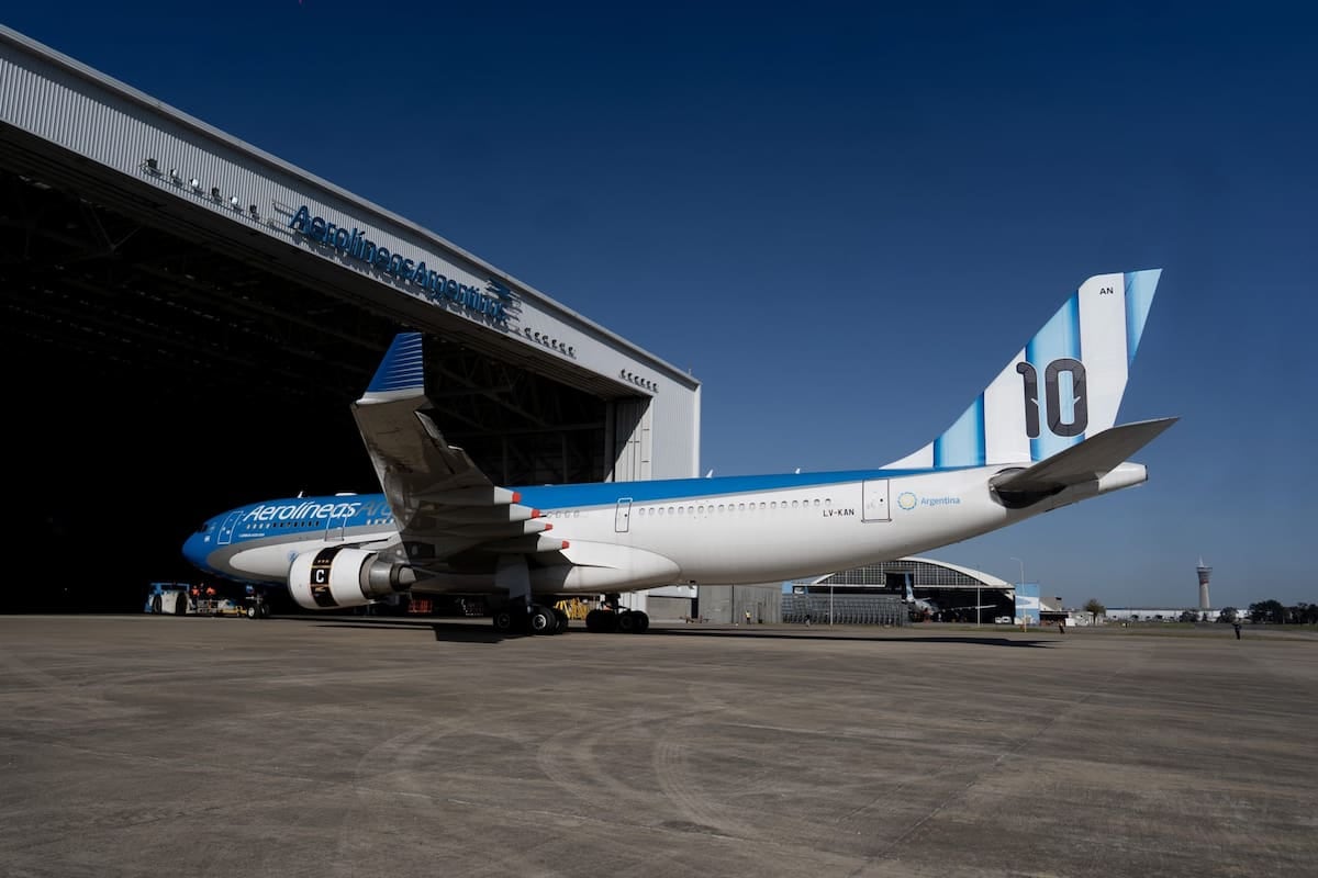 El combustible pone en jaque a Aerolíneas: un sobrecosto de más de 100 millones de dólares en seis meses