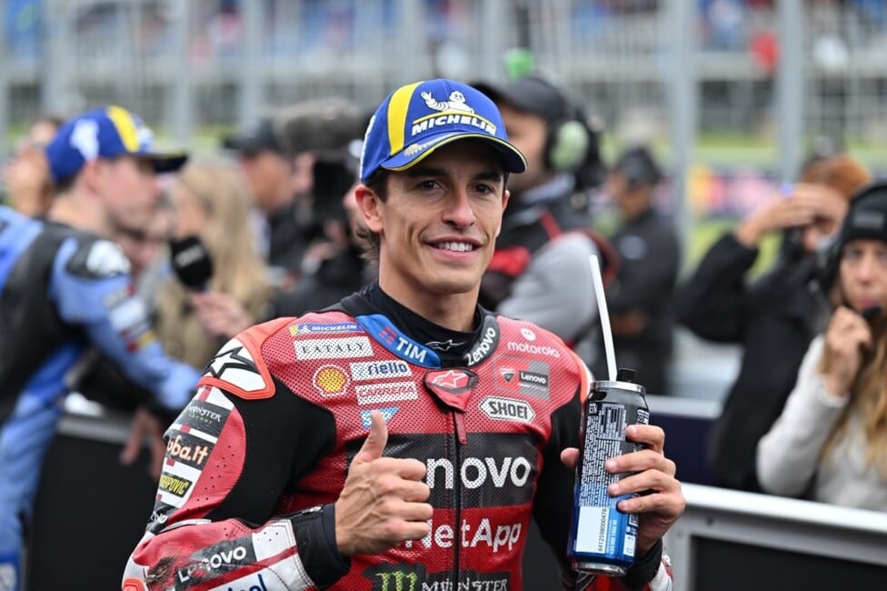 Márquez avanza en Australia y deja a Martín a diez puntos